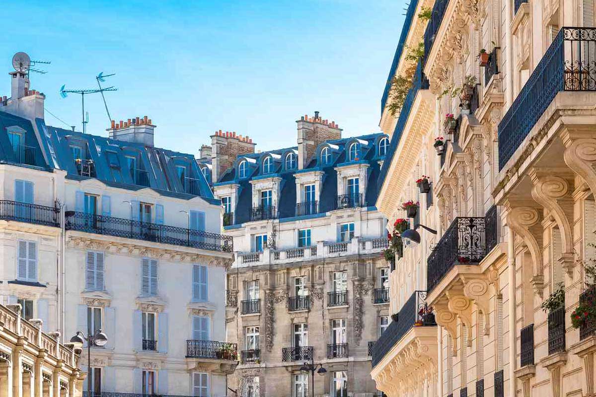 Relations presse en finance : comment gagner en crédibilité médiatique ?